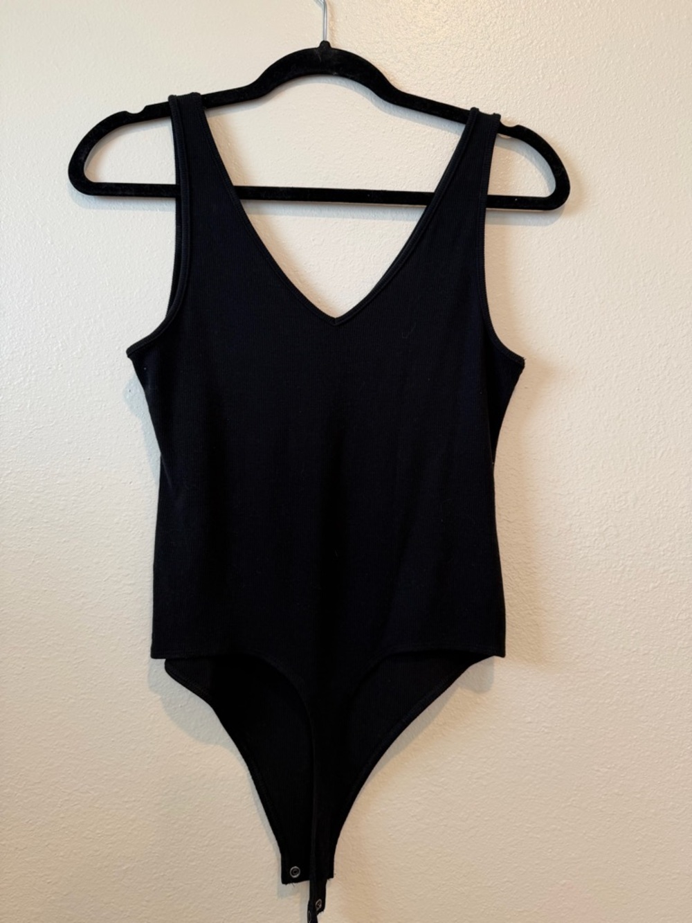 American Eagle Black Ribbed Crew Neck Top